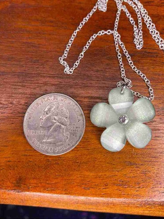 Jewelry - Dainty Mint Green Glitter Flower Necklace Silver Chain Crystal Center Casual Spr